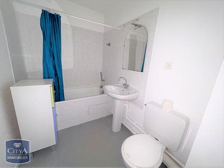 Location Appartement 1 pièce 23m² AUBIERE 63170 - Photo 4