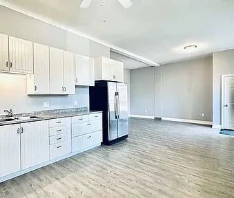 For Lease - 528 Lincoln Street Unit# Unit A, Welland, Ontario - Photo 6