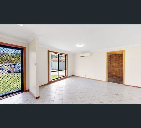 14 Prudence Close, Whitebridge, NSW 2290 - Photo 4