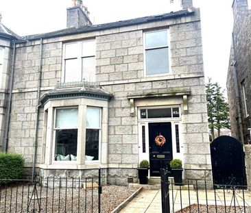 43A Burns Road, AB15 4NT, Aberdeen - Photo 4