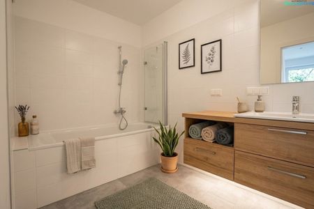 Lichtdurchflutete DG - Wohnung mit exklusivem Schneebergblick. - Foto 4