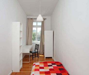 Zimmer in der Revaler Straße - Photo 1