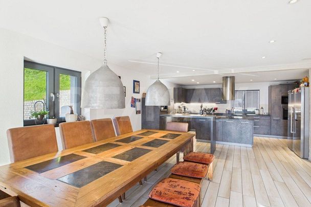 4 ½ Zimmer Duplexwohnung mit Seeblick und Swimming Pool - Photo 1