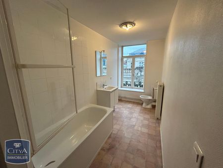 Location Appartement 3 pièces 125m² LILLE 59000 - Photo 5