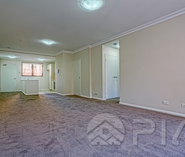 Stylish & Convenient Living in the Heart of Parramatta, rent includ... - Photo 6