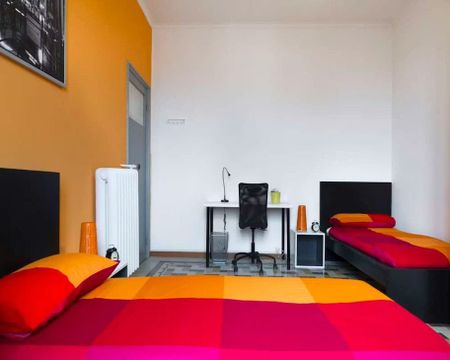 Viale Giovanni da Cermenate, Milan, Lombardy 20141 - Photo 5