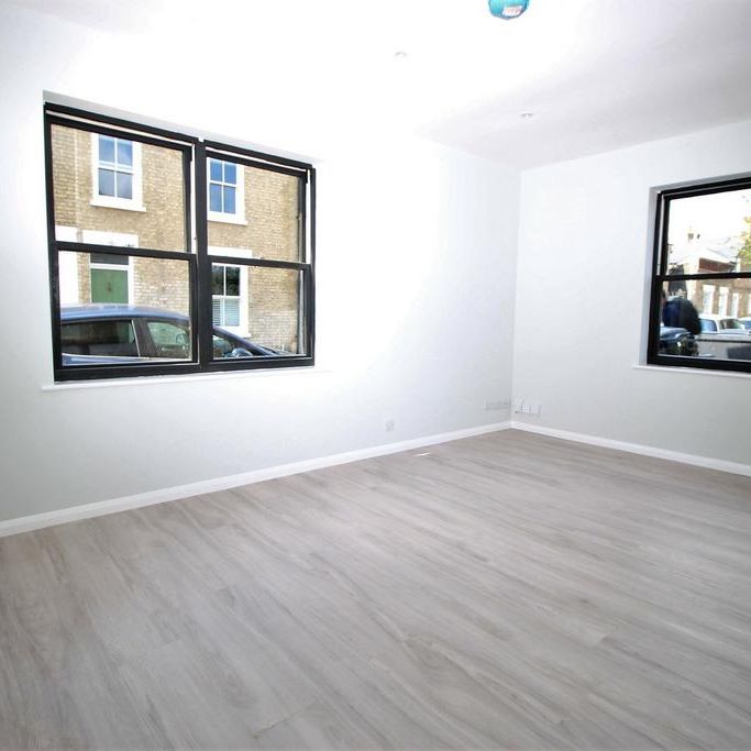 1 bedroom ground floor flat to rent - Photo 1