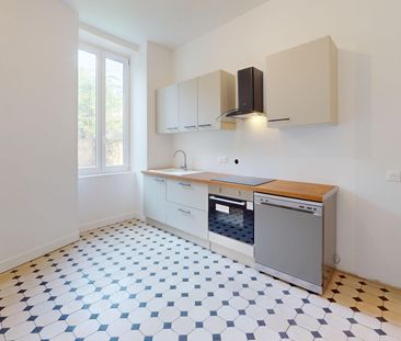 Location Appartement 4 pièces 98m² - Photo 6