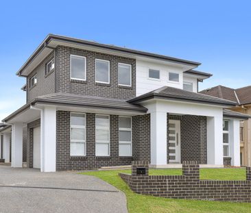 Spacious Four Bedroom Residence in a Convenient Location - Photo 5
