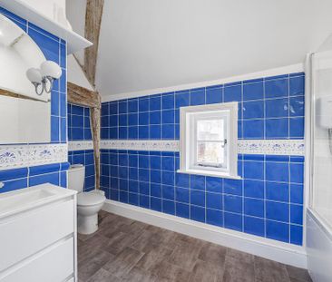 2 bedroom terraced house to rent - Photo 2