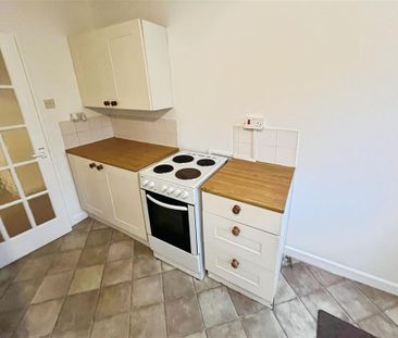 High Street, PORTH - Photo 4