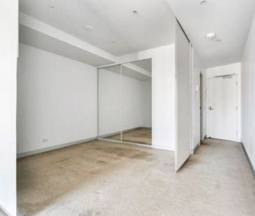 1304/565 Flinders Street, Melbourne VIC 3000 - Photo 2