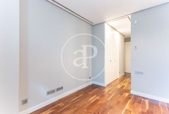 Flat for rent with Terrace in San Francesc (Valencia)