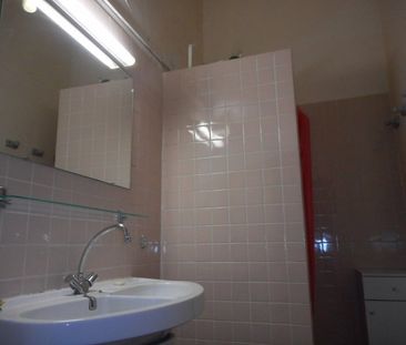T1 - Photo 5
