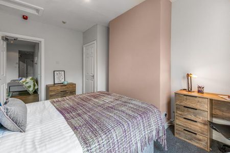 2 bedroom flat to rent - Photo 5