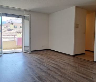 Appartement lumineux de 2 pièces avec balcon au Locle - Foto 2