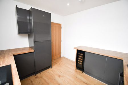 Mount Court, CH60 4RB, Heswall - Photo 4