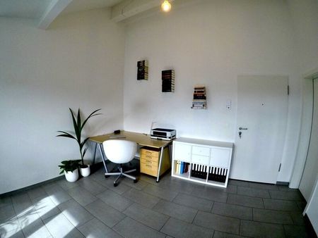 APPARTEMENT 21/2 PIÈCES À AARWANGEN (BE), MEUBLÉ, TEMPORAIRE - Foto 2