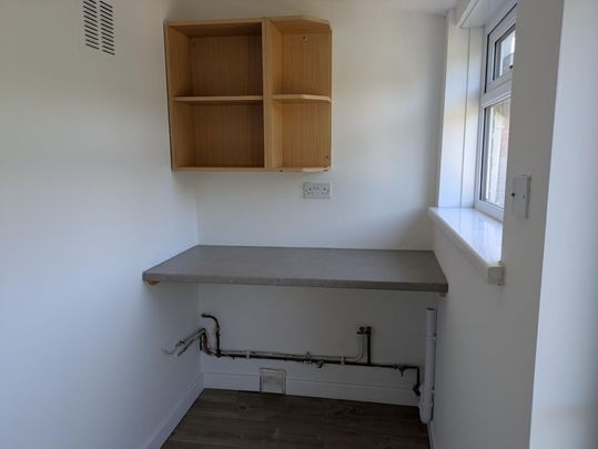 Heol Llanelli, Trimsaran, Llanelli, SA17 4AA - Photo 1