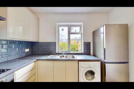 2 Bed Maisonette, Upper Sutton Lane, TW5 - Photo 4
