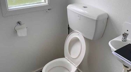 4 Bedroom House - undergoing refresh (old photos) - Photo 4