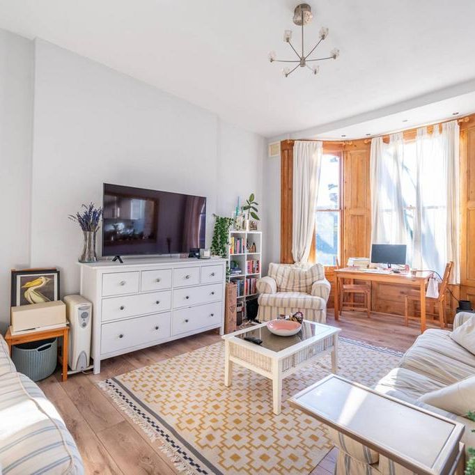 1 bedroom flat to rent - Photo 1