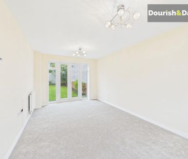 3 bedroom detached house to rent - Photo 2