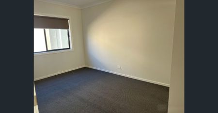 Stylish four-bedroom property at prime location. - Photo 4