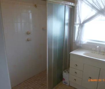 Centrally Located - Photo 4