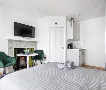 Cricklewood Lane - Photo 4