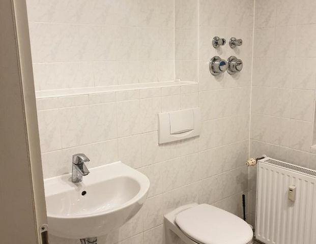Ruhige 3 Zimmer Wohnung mit eigenem Garten - Foto 1