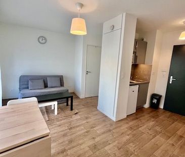 Location Appartement 1 pièce 21m² ROSIERES PRES TROYES 10430 - Photo 2