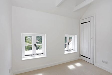 3 bedroom cottage to rent - Photo 2