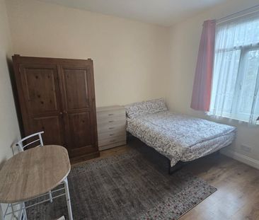 Studio Flat, Mount Pleasant Road, N17 - Photo 2