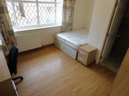 7 bedroom semi-detached house to rent - Photo 3