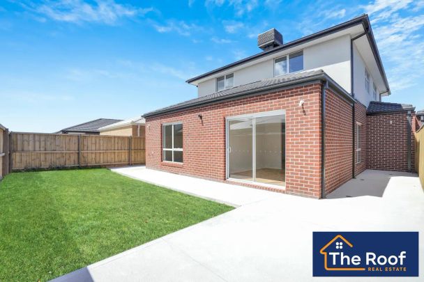 “!! Prestigious Duplex Family Home for Rent in Heart of Tarneit !!” - Photo 1