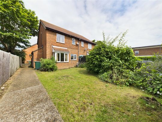 Bryony Way, Sunbury-on-Thames, Surrey, TW16 7RH - Photo 1