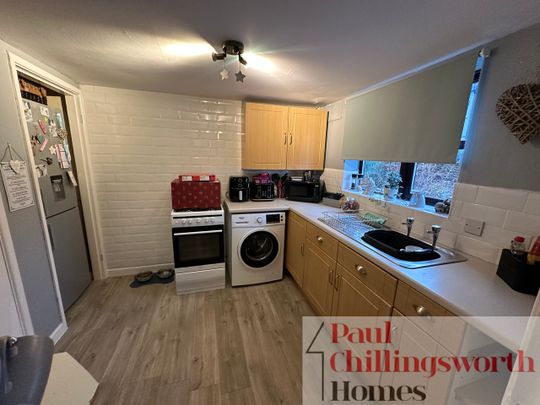 1 bed Terraced House - Photo 1