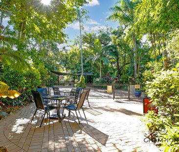 Resort style living - Photo 5