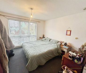 2 bedroom end of terrace house to rent - Photo 2