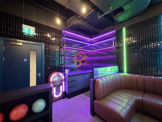 Waterview House, 12 Quay Walk, Wembley HA0 - Photo 1