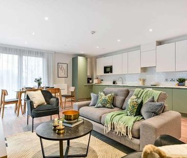 The Oakgate, Leatherhead, KT22 - Photo 1