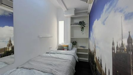 Room in a shared 7-bedroom apartment for rent in Quintana, bills included, professionals and students only. - Foto 4