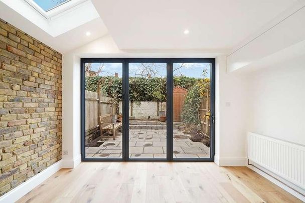 Boxall Road, London, SE21 - Photo 1