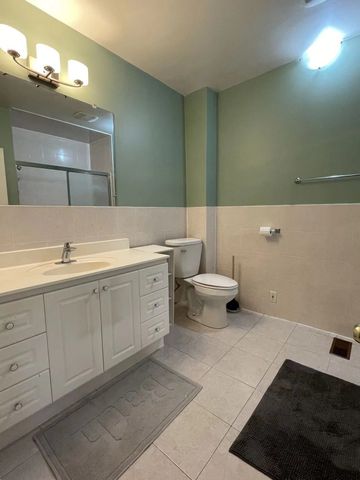 For Lease - 763 Dundas Street, Toronto, Ontario - Photo 5
