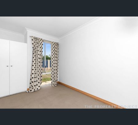 2 Treetop Avenue, Edgewater, WA 6027 - Photo 2