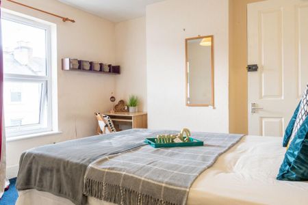 5 bedroom house to rent - Photo 4