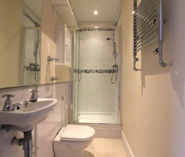 2 bedroom maisonette to rent - Photo 5