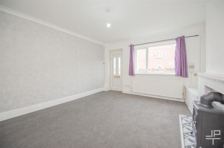 3 bedroom terraced house to rent - Photo 4
