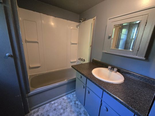 For Lease - 939 Wellington Street, Windsor, Ontario - Photo 1